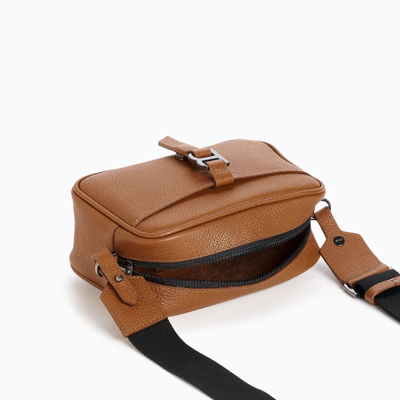 Store Botkier Baxter Camera Crossbody Coffee